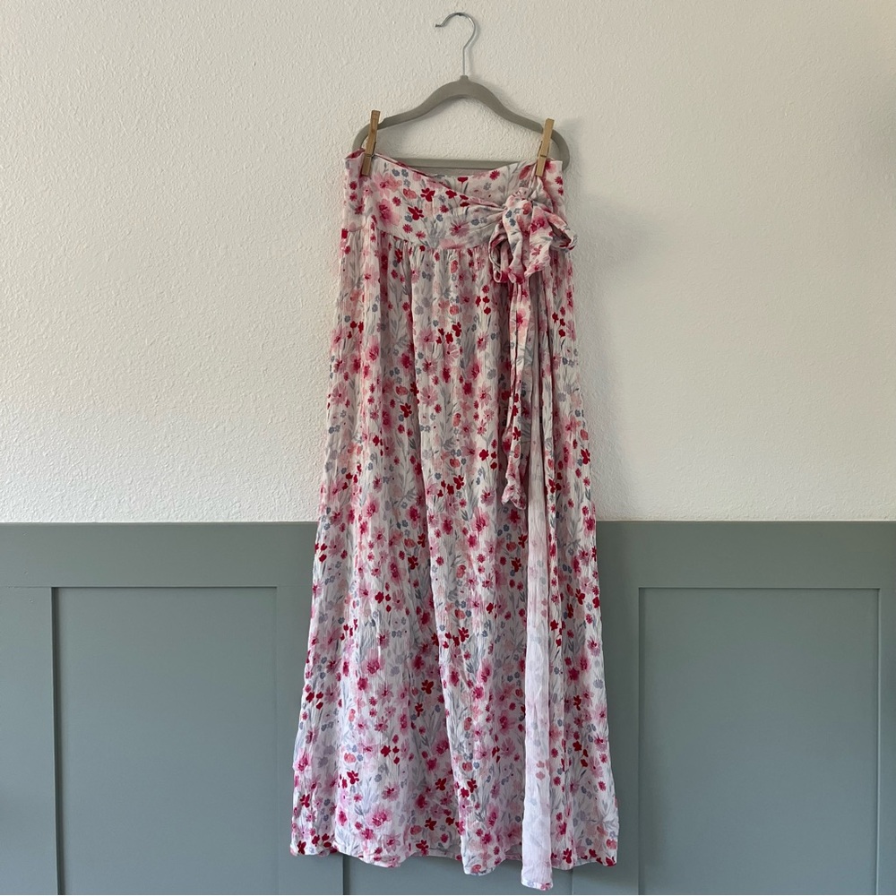 NWT REVOLVE LPA Tesera Wrap Skirt in Pink Floral Print size Small
